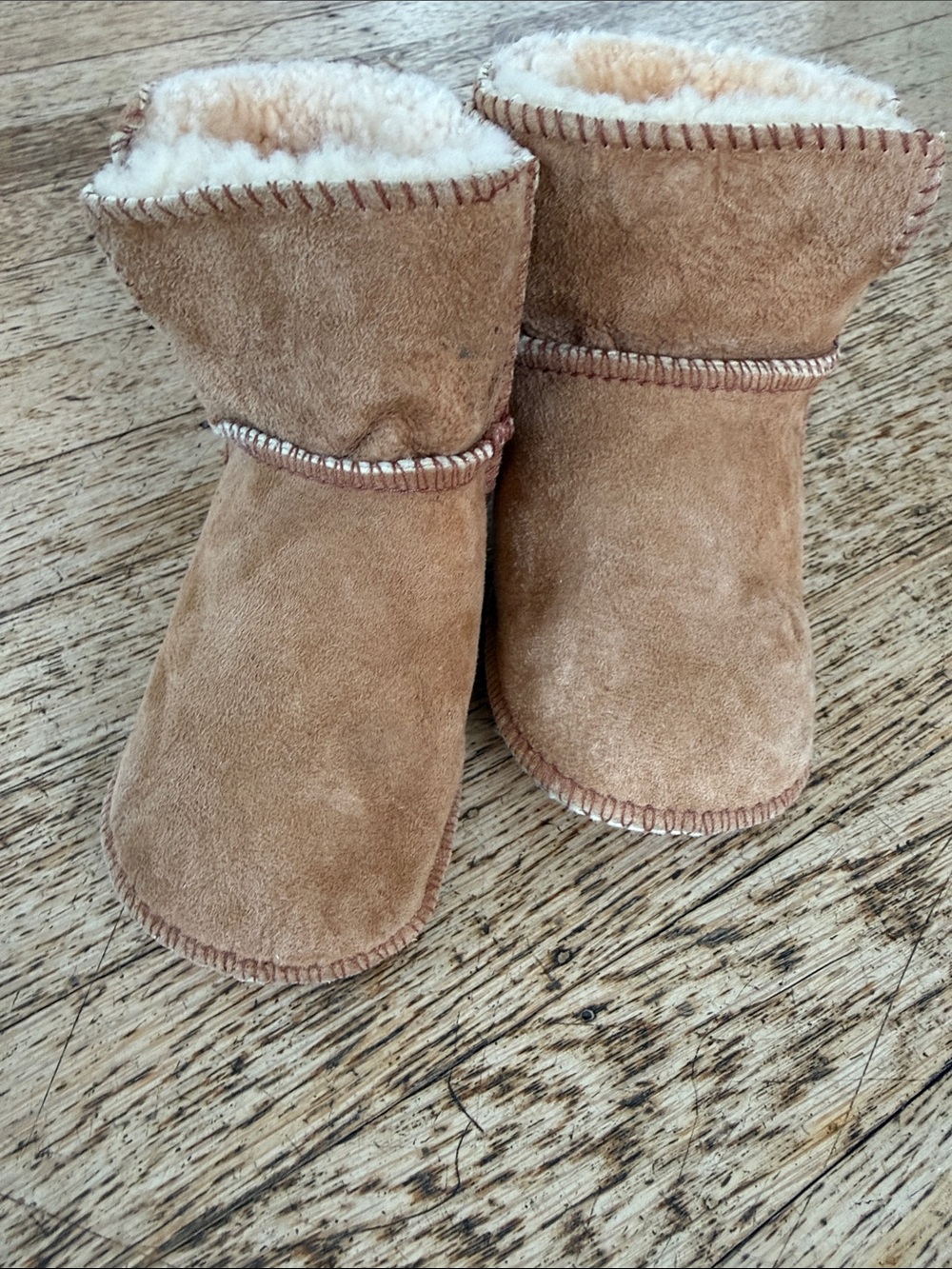 UGG Kids Chestnut Suede Shearling Booties